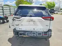 2021 Toyota RAV4 фото