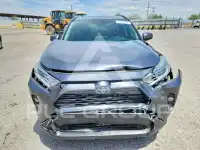 2021 Toyota RAV4 фото