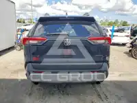 2021 Toyota RAV4 photo