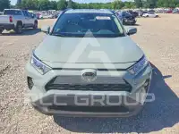 2021 Toyota RAV4 фото