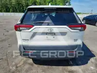 2021 Toyota RAV4 фото