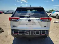 2021 Toyota RAV4 фото