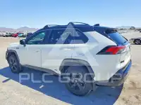 2021 Toyota RAV4 фото