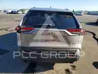2021 Toyota RAV4 фото