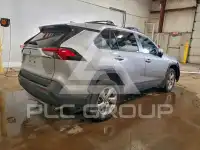 2021 Toyota RAV4 фото