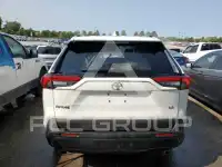 2021 Toyota RAV4 фото
