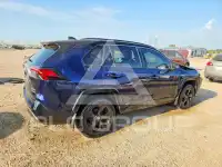 2021 Toyota RAV4 фото