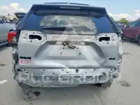 2021 Toyota RAV4 фото