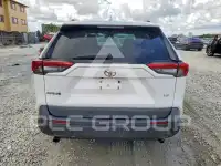 2021 Toyota RAV4 фото