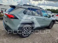 2021 Toyota RAV4 photo