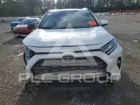 2021 Toyota RAV4 фото