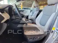 2021 Toyota RAV4 фото