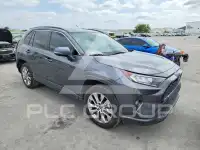 2021 Toyota RAV4 фото