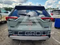 2021 Toyota RAV4 photo