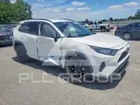 2021 Toyota RAV4 фото