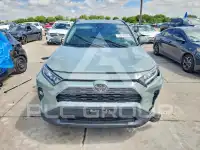 2021 Toyota RAV4 фото