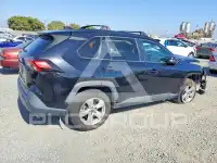 2021 Toyota RAV4 фото
