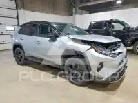2021 Toyota RAV4 фото