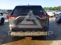 2021 Toyota RAV4 фото