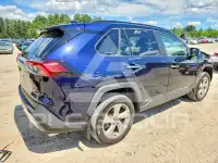 2021 Toyota RAV4 фото