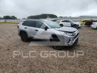 2021 Toyota RAV4 фото