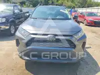 2021 Toyota RAV4 фото