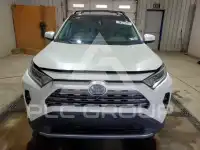 2021 Toyota RAV4 фото