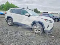2021 Toyota RAV4 фото
