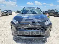 2021 Toyota RAV4 photo