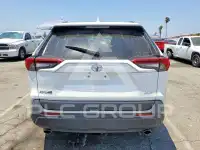2021 Toyota RAV4 фото