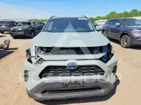 2021 Toyota RAV4 фото