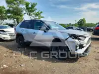 2021 Toyota RAV4 фото