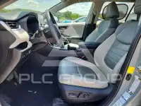 2021 Toyota RAV4 фото