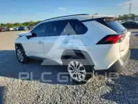 2021 Toyota RAV4 фото