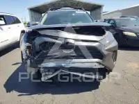 2021 Toyota RAV4 фото
