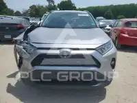 2021 Toyota RAV4 фото