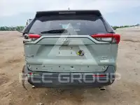 2021 Toyota RAV4 фото