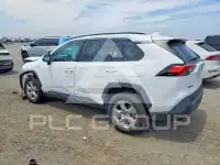 2021 Toyota RAV4 фото