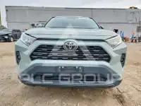 2021 Toyota RAV4 фото