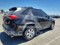 2021 Toyota RAV4 фото
