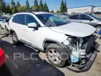 2021 Toyota RAV4 фото