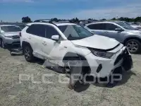 2021 Toyota RAV4 фото