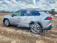 2021 Toyota RAV4 фото