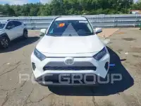 2021 Toyota RAV4 фото