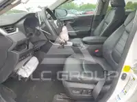 2021 Toyota RAV4 фото