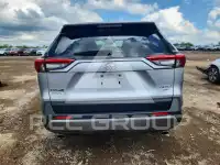 2021 Toyota RAV4 фото