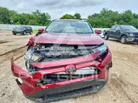 2021 Toyota RAV4 фото