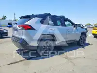 2021 Toyota RAV4 фото