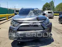 2021 Toyota RAV4 фото