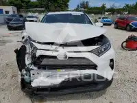2021 Toyota RAV4 photo